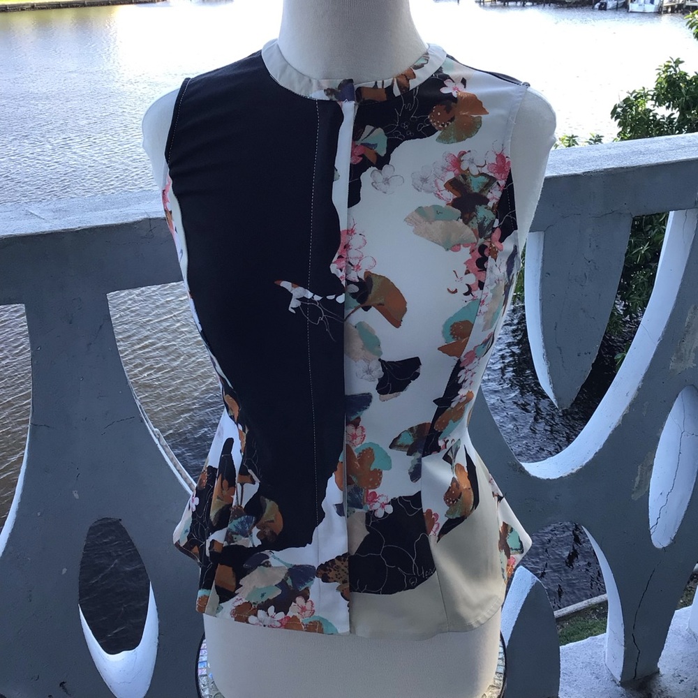 3.1 Phillip Lim Sleeveless Floral Peplum Zip and Hook Front Closure Blouse - Picture 1 of 13